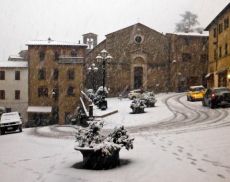 Una recente nevicata a Montalcino
