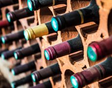 Wine Enthusiast, la guida che spiega quando stappare un Brunello