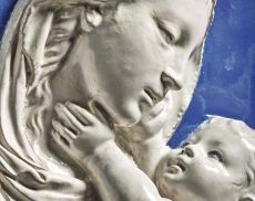 Madonna con Bambino di Luca della Robbia