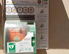 Il defibrillatore collocato nei pressi di Piazza del Popolo a Montalcino
